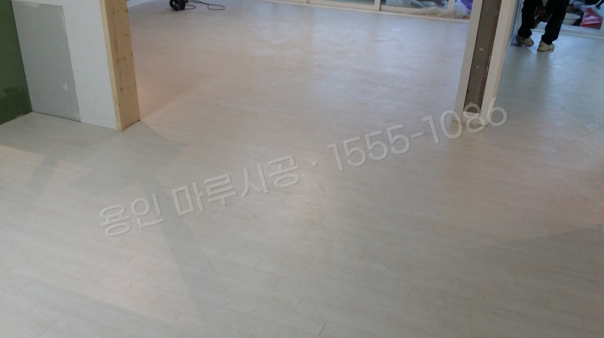 용인 기흥구 구갈동 바닥공사 마루시공업체 한솔 울트라 화이트워시오크 강마루 시공 완료