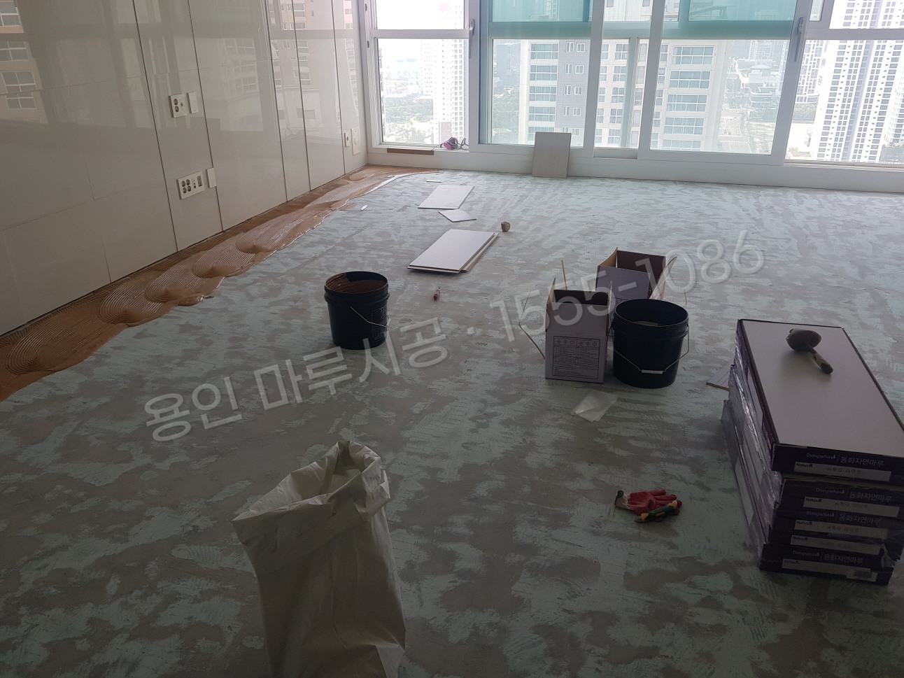 용인 처인구 운학동 바닥공사 마루시공업체 동화 나투스진 그란데 사하라라이트 강마루 시공 중
