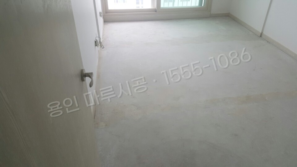 용인 처인구 남사읍 바닥공사 마루시공업체 한솔 SB 쉬폰화이트 강마루 시공 전