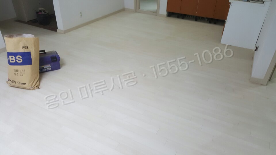 용인 처인구 남사읍 바닥공사 마루시공업체 한솔 SB 쉬폰화이트 강마루 시공 후