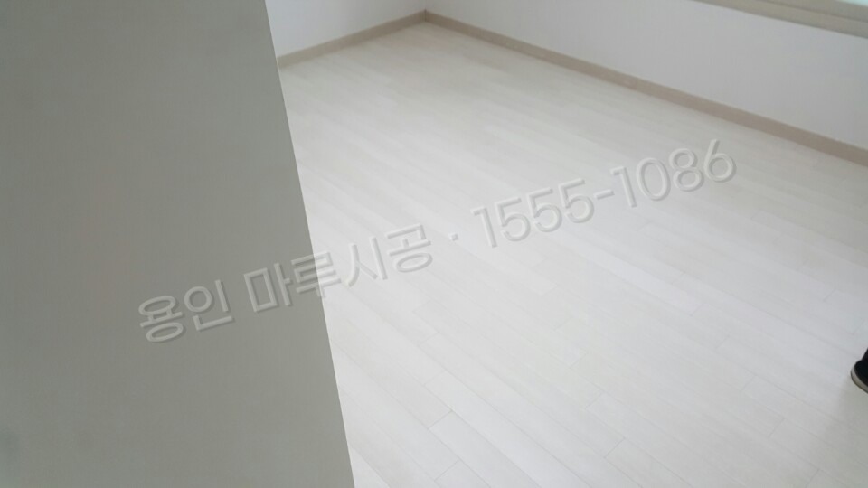 용인 처인구 남사읍 바닥공사 마루시공업체 한솔 SB 쉬폰화이트 강마루 시공 후