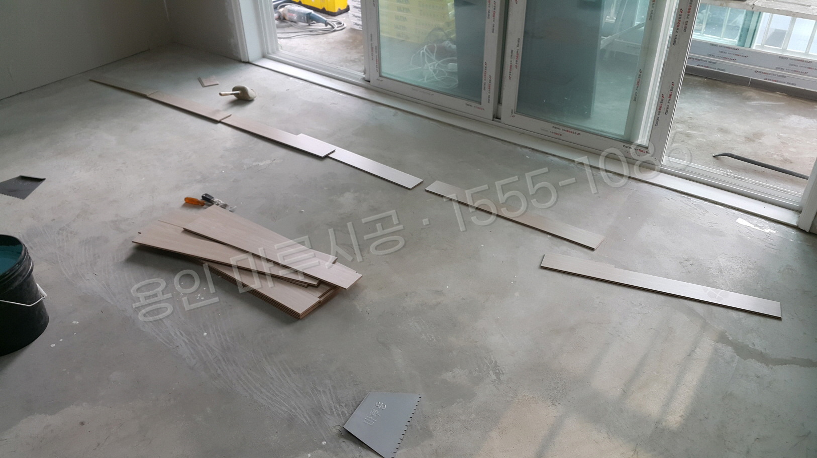 용인 기흥구 고매동 바닥공사 마루시공업체 한솔 울트라 워시오크 강마루 시공 중